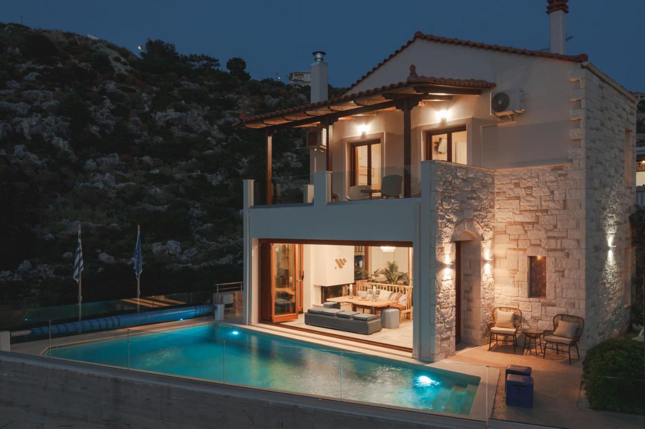 פלאקה Villa Almy מראה חיצוני תמונה