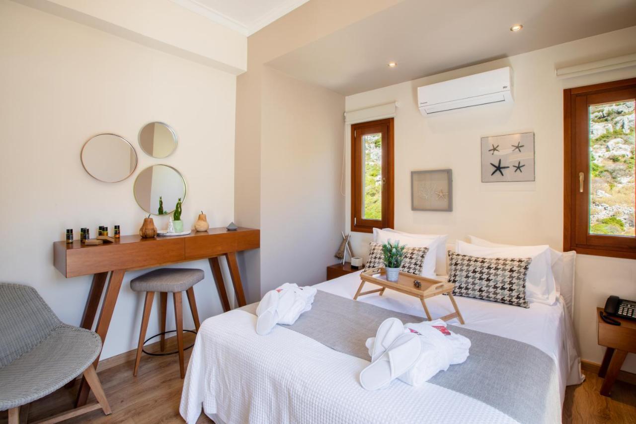 פלאקה Villa Almy מראה חיצוני תמונה
